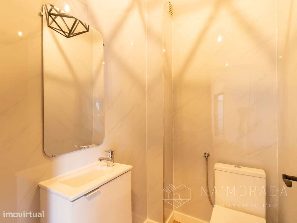 Apartamento T4 renovado para venda em Escapães, Santa Maria da Feira-8