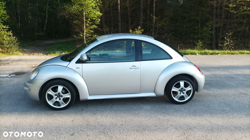 Volkswagen New Beetle 2.0 - 8