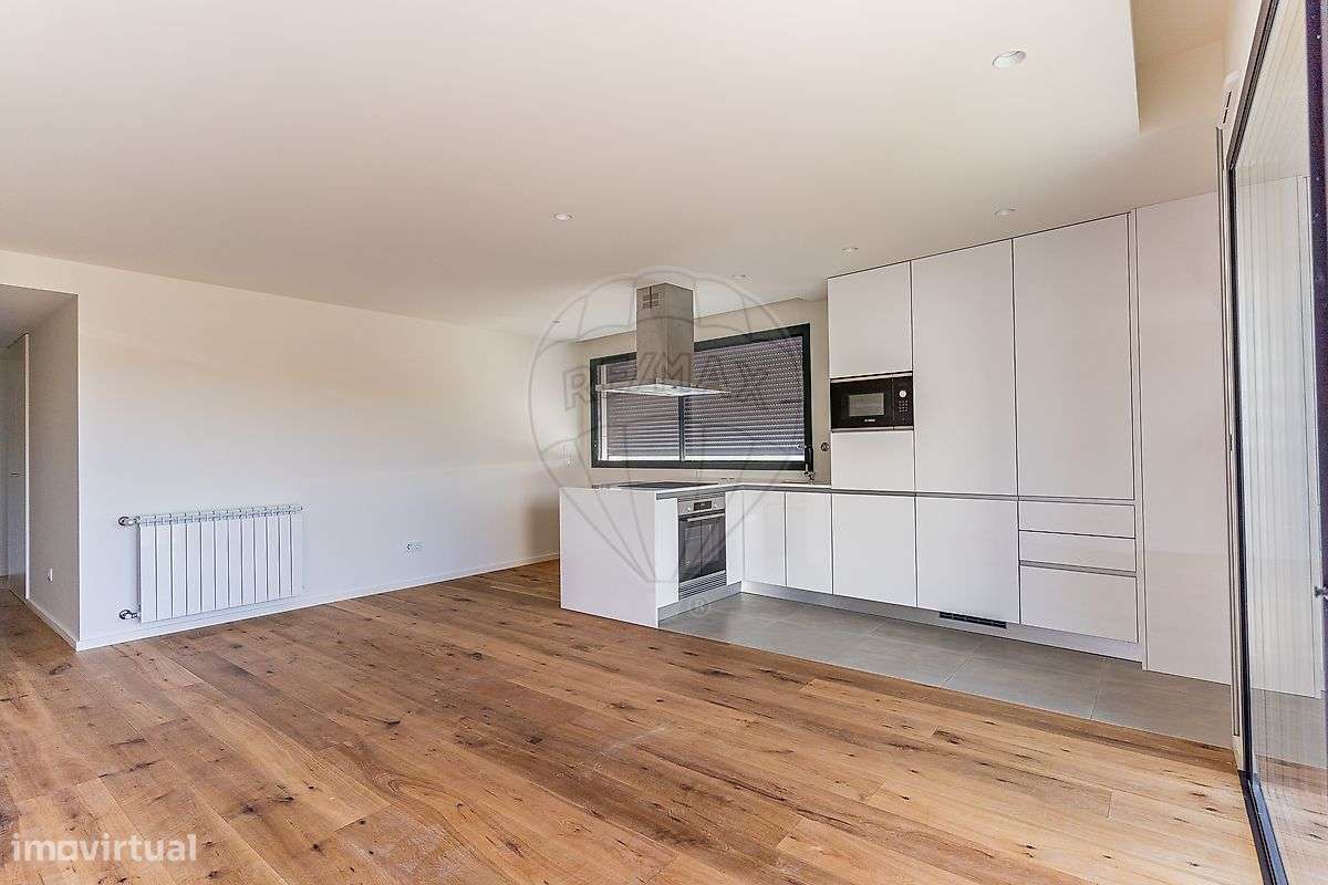 Apartamento T2 para arrendamento - Grande imagem: 4/13