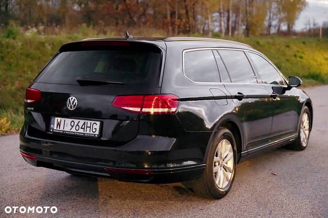 Volkswagen Passat - 10