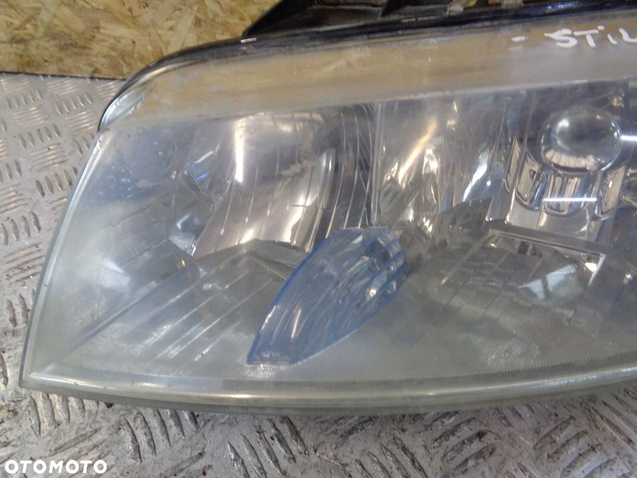 LAMPA LEWA PRZEDNIA PRZÓD FIAT STILO 01-08 EUROPA - 2