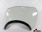 Guarda-lamas LCI Esquerdo/Trás Seminovo/ Original BMW i3 (I01) 51137462325 - 1