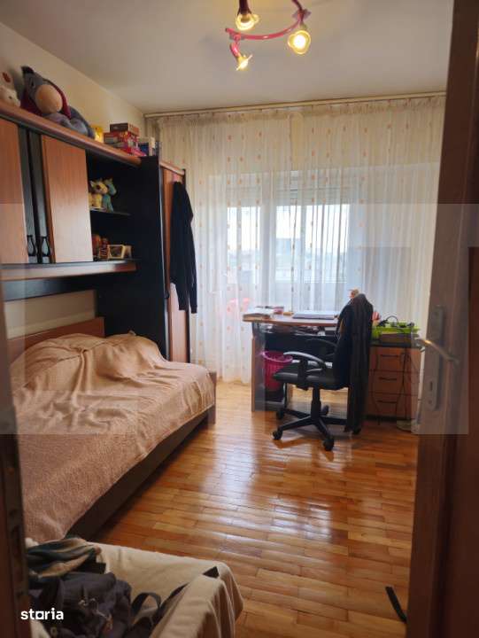 Apartament de vanzare, cu 3 camere decomandat, 76 mp, zona complexul s - Imagine principală: 4/11