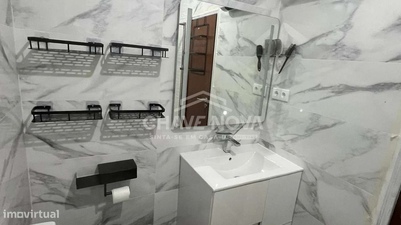 T2+1 com lugar de garagem em Oliveira do Douro-6