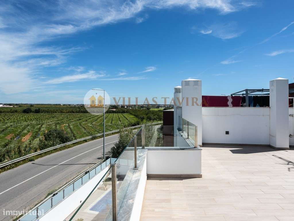 Moradia T3- Terraços- Garagem- Cave-52