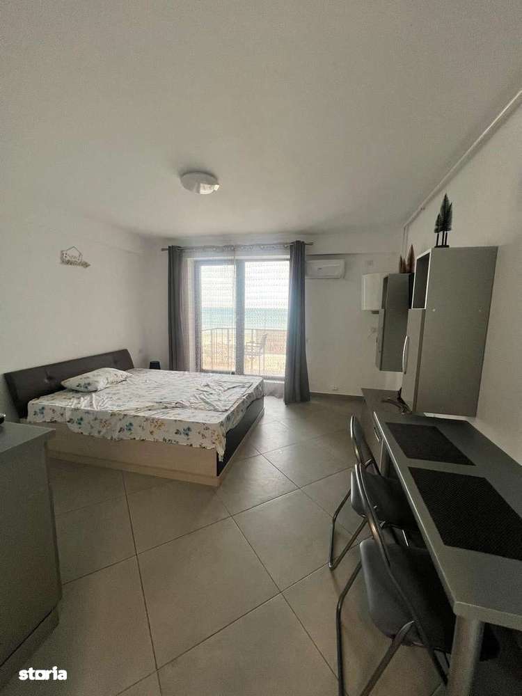 Garsonieră de închiriat prima linie la mare în Mamaia Nord - Imagine principală: 2/9