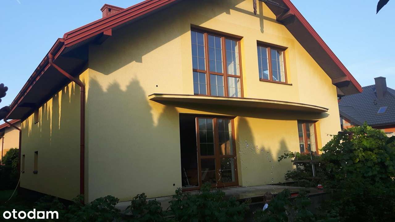 Dom wolnostojący w Warce przy ulicy Różanej - Pełny obrazek: 4/11