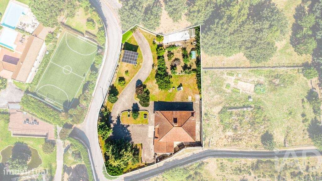 Casa / Villa T3 em Oliveira (Santa Maria) de 221,00 m2 - Grande imagem: 3/29