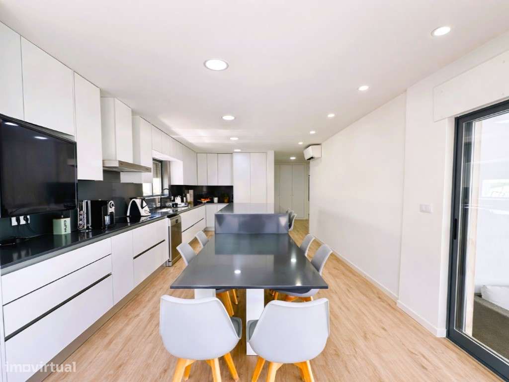 Moradia T6 com Piscina no Fanqueiro - Grande imagem: 5/56