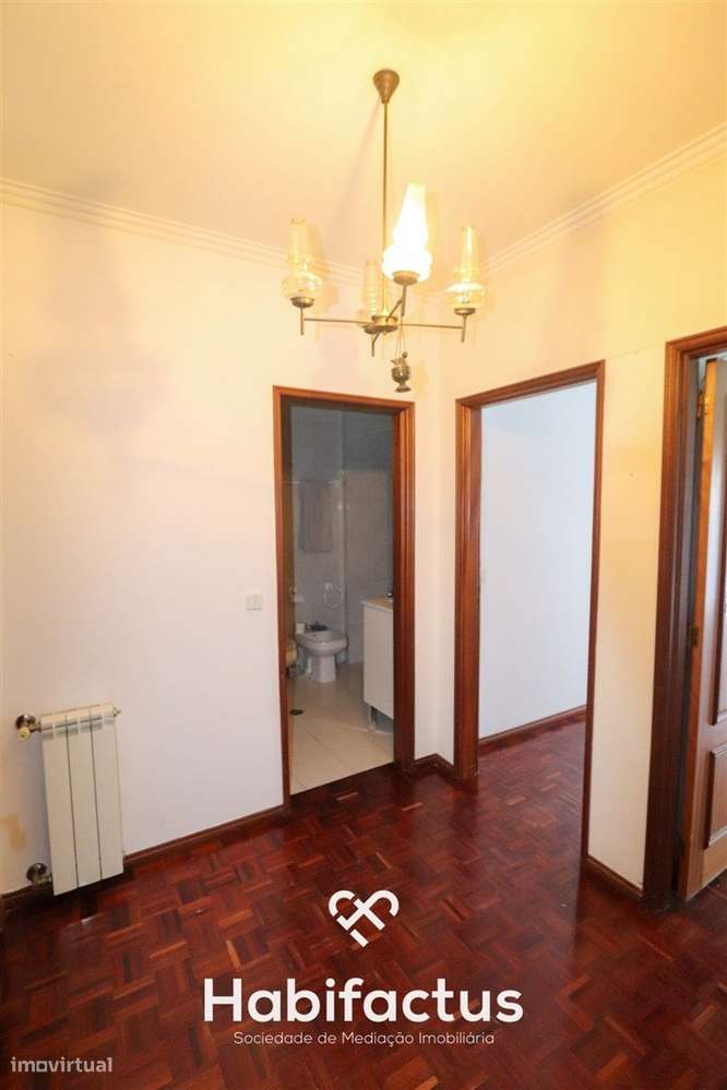 Apartamento T3+1 Duplex para  venda em Marzovelos.-7