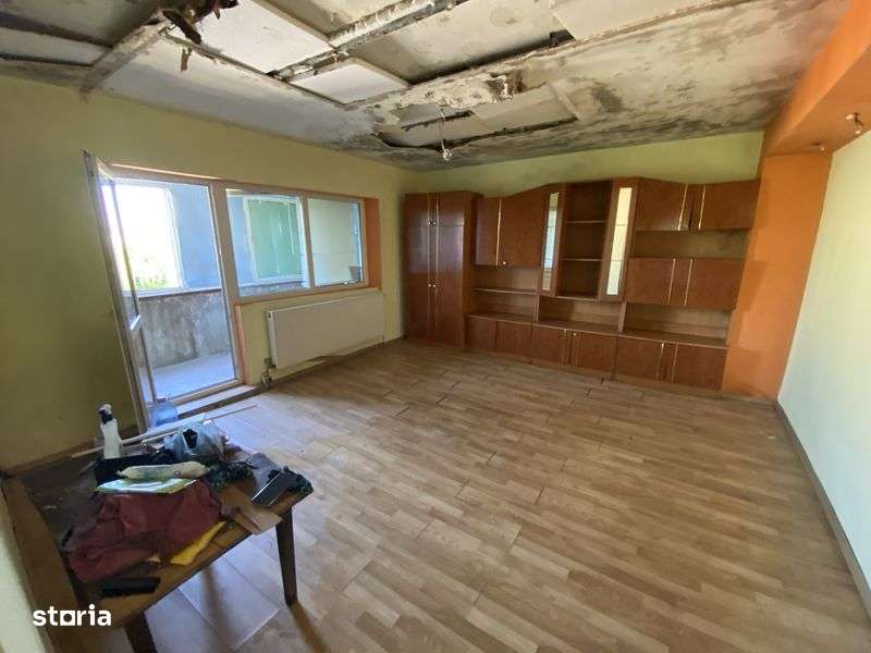 Vând apartament 2 camere - Imagine principală: 5/8