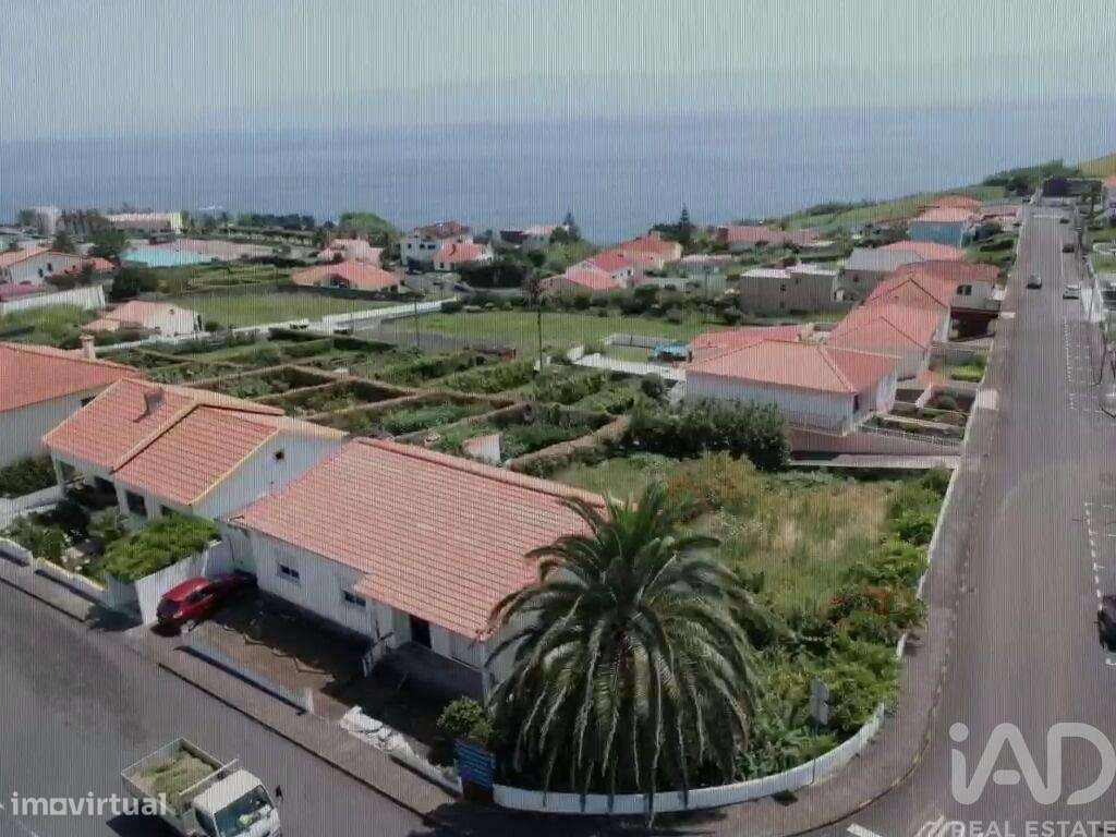 Casa T4 em Velas (São Jorge) de 200,00 m2 - Grande imagem: 3/26