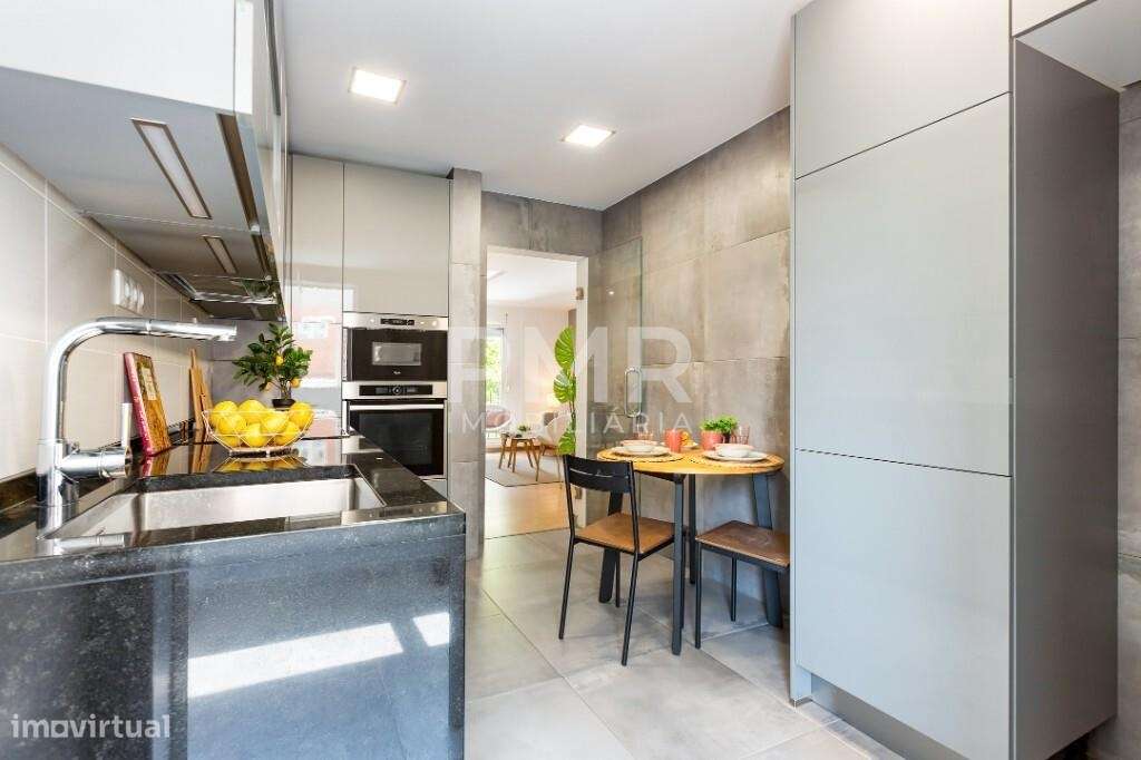 Apartamento T3 remodelado nos Olivais-20