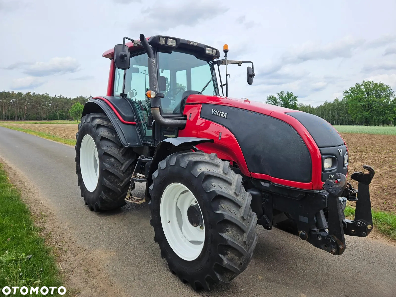 Valtra T121 - 13