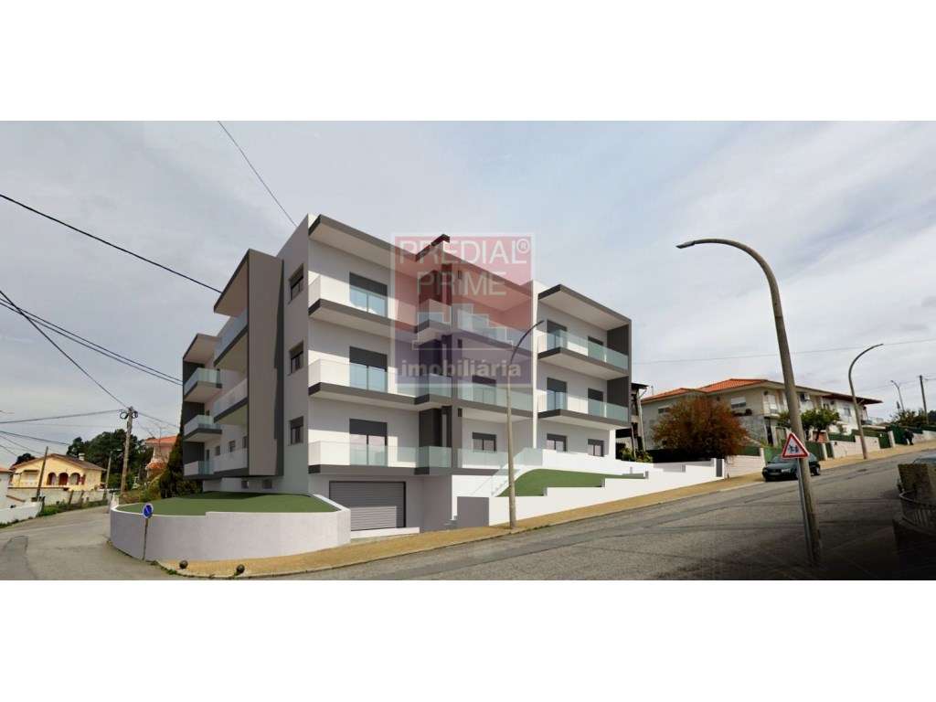 APARTAMENTO T3 COM VARANDAS EM NOGUEIRA DO CRAVO-12