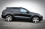 Porsche Cayenne - 10