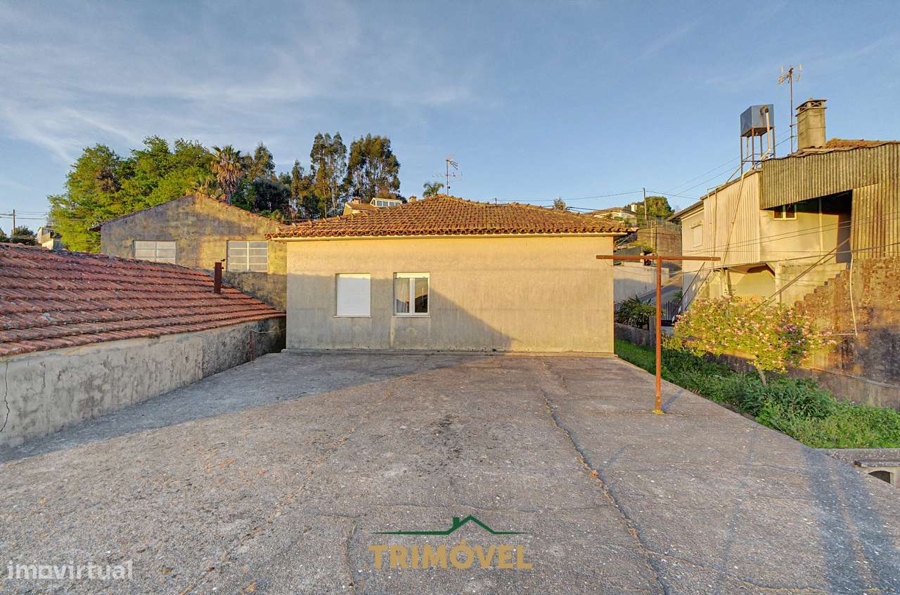 Moradia Independente T3 em São Roque-24