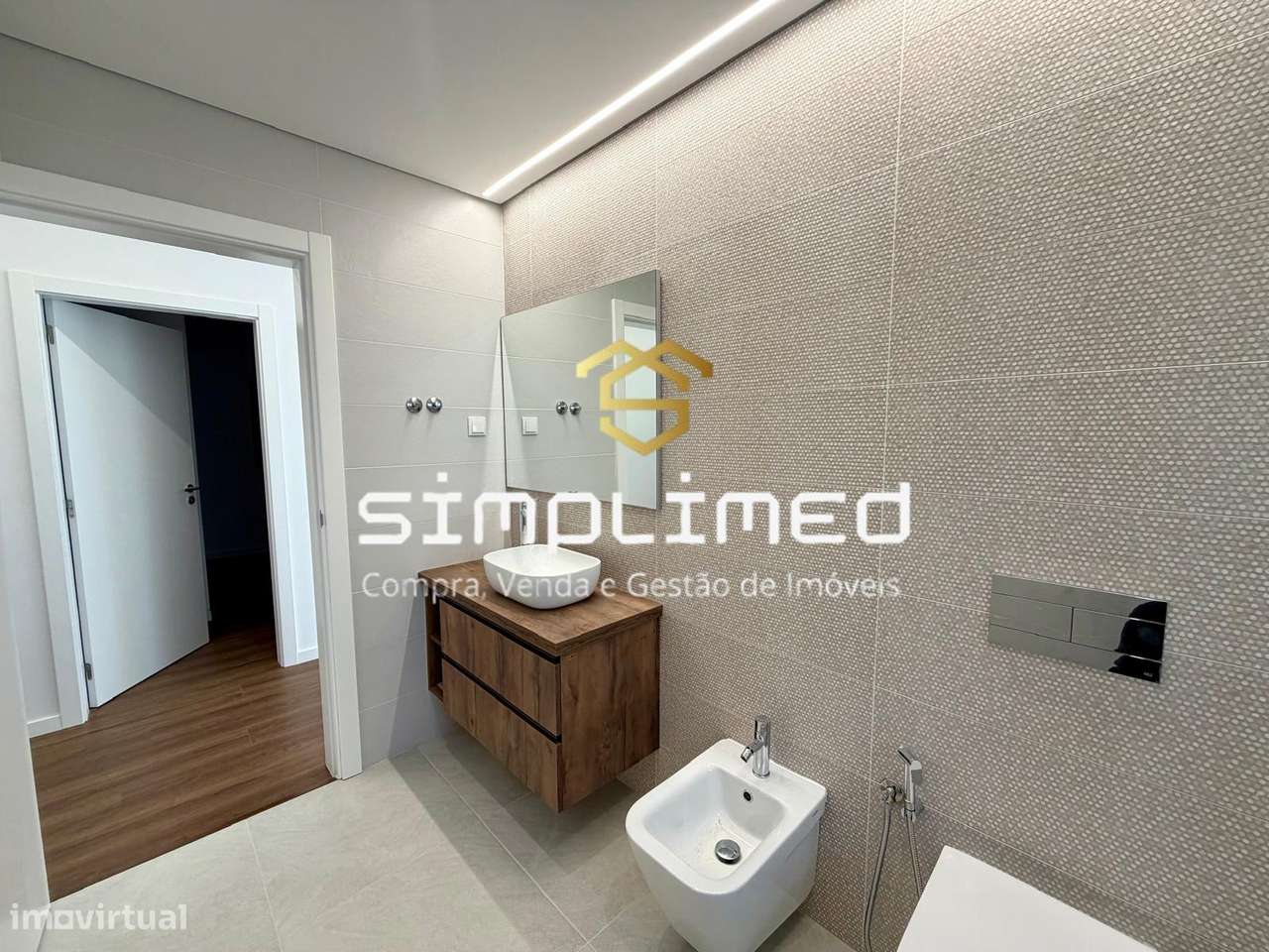 Moradia Isolada Térrea T4  Fernão Ferro  (CF)-37