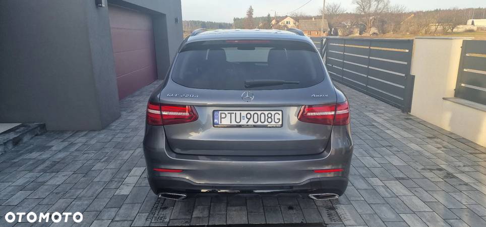 Mercedes-Benz GLC 220 d 4-Matic - 4