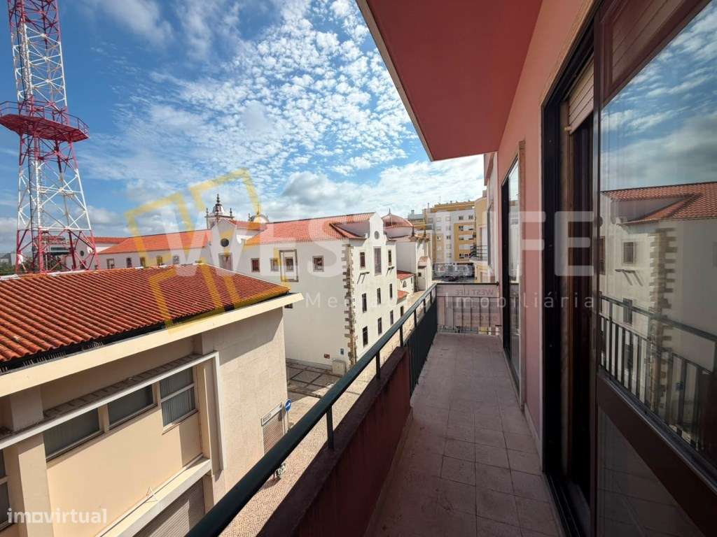Apartamento T3 Totalmente Remodelado | EXCLUSIVO WEST LIFE | Centro...-4