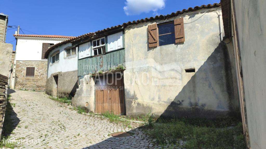 Moradia para reconstruir - Grande imagem: 2/6