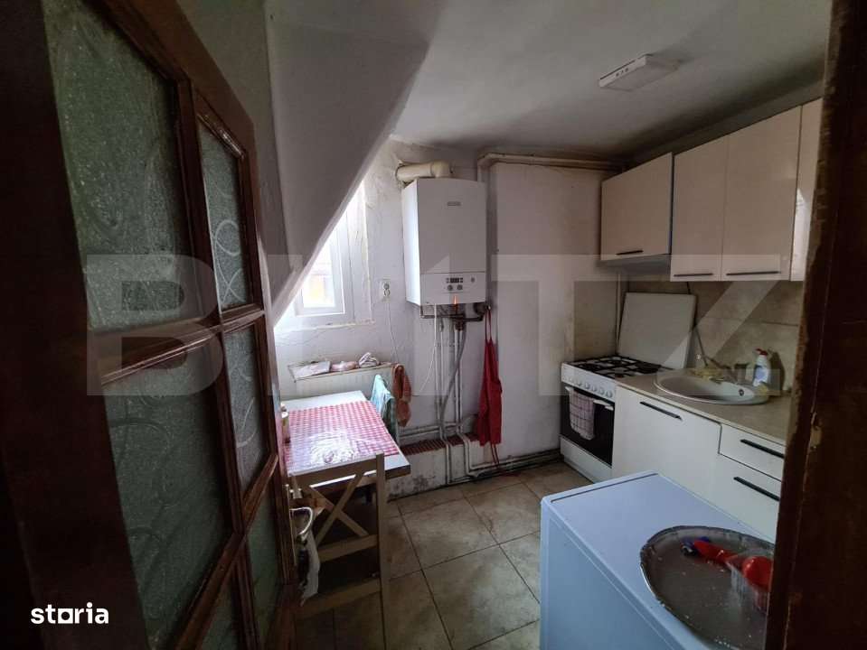 Apartament 3 camere, 90mp + pod foarte inalt, langa Piata Sfatului - Imagine principală: 3/6