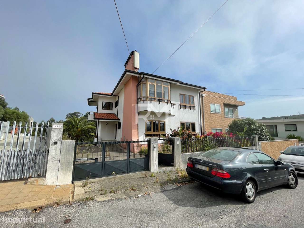 MORADIA T4 COM JARDIM | BAGUIM DO MONTE, GONDOMAR-23