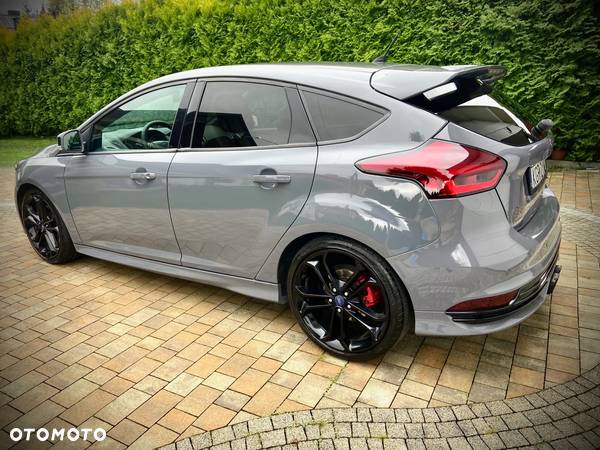 Ford Focus 2.0 TDCi ST-2 - 16
