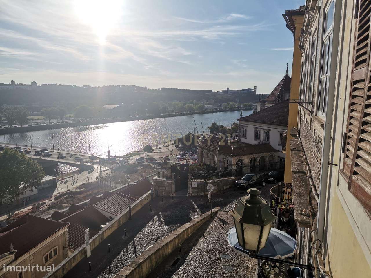 Prédio com vista soberba sobre o rio Mondego-39