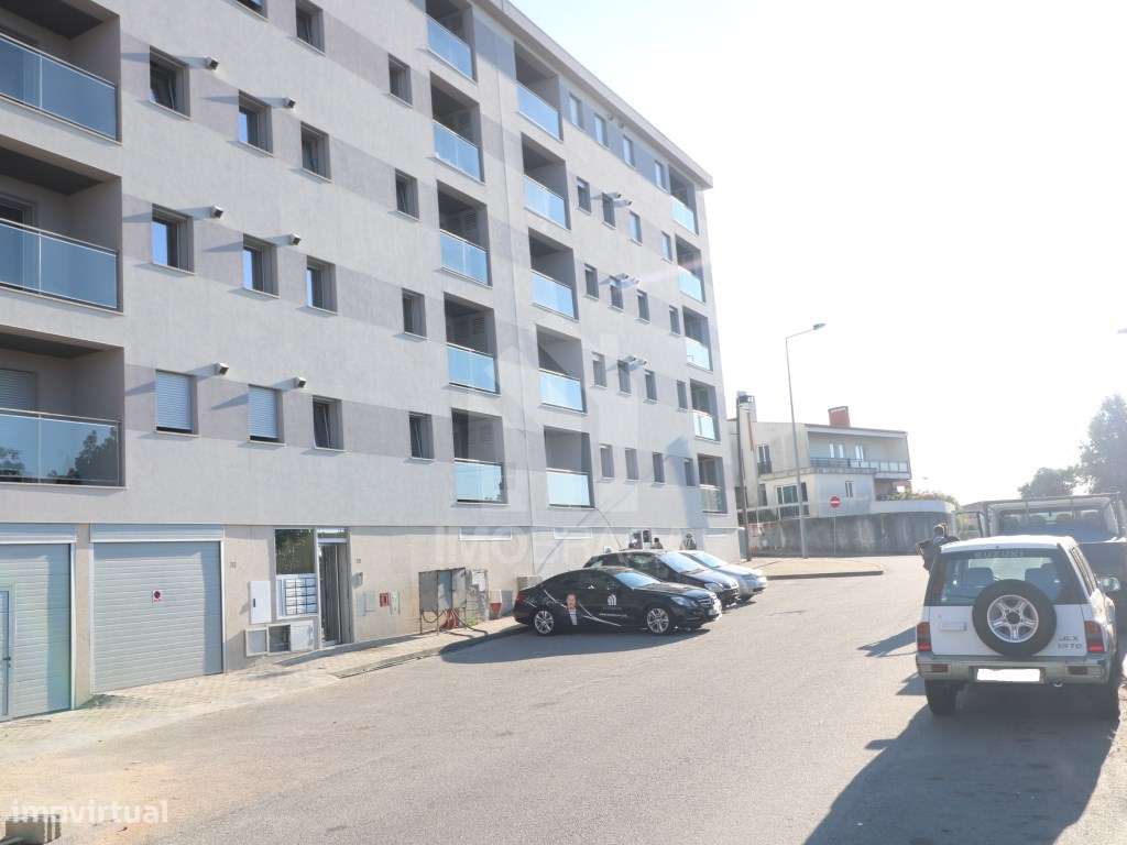 Apartamento T2 Novo, em São Vicente, Braga-18