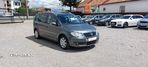 Volkswagen Touran 2.0 TDI Highline - 3