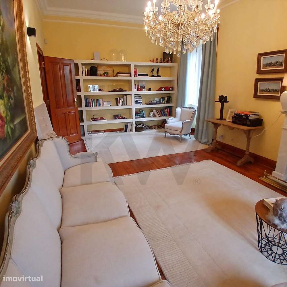 Moradia T5 Histórica no Monte Estoril: O charme de 1944 com conforto m - Grande imagem: 4/60