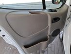 Renault Trafic - 25