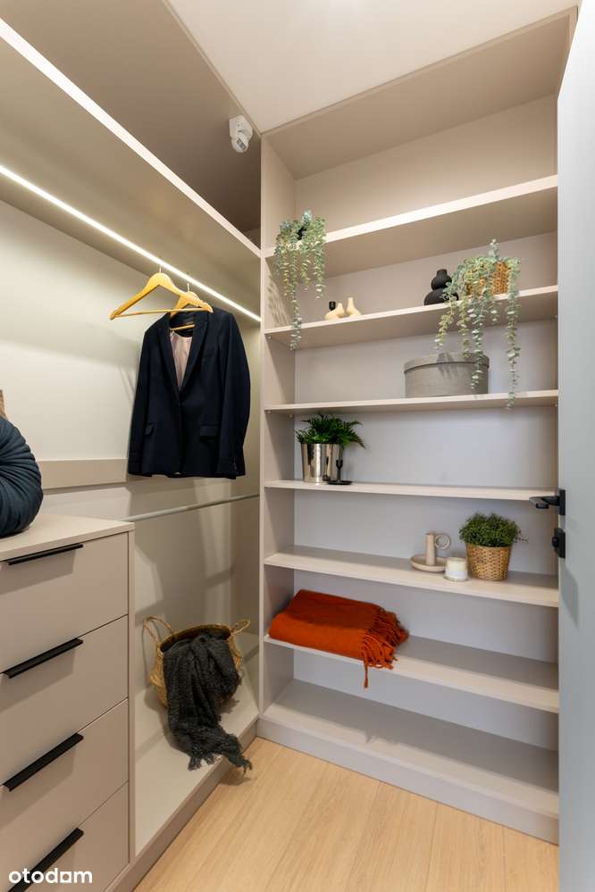 Jasny 4 pok. apartament z garderobą - nowe bud.-10