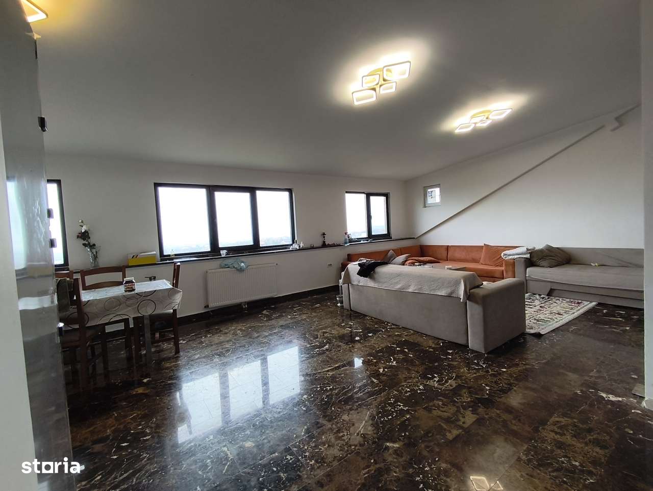 Apartament cu 5 camere-etaj intreg, 2 locuri parcare, 3 bai.-2