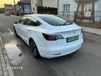 Tesla Model 3 Long Range AWD - 3