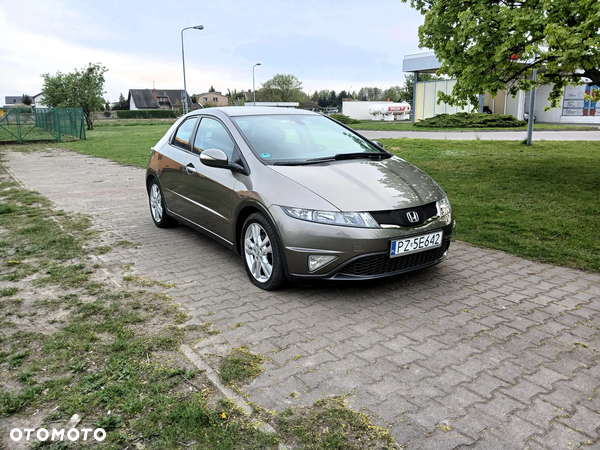 Honda Civic 1.8i-VTEC Automatik Sport - 2