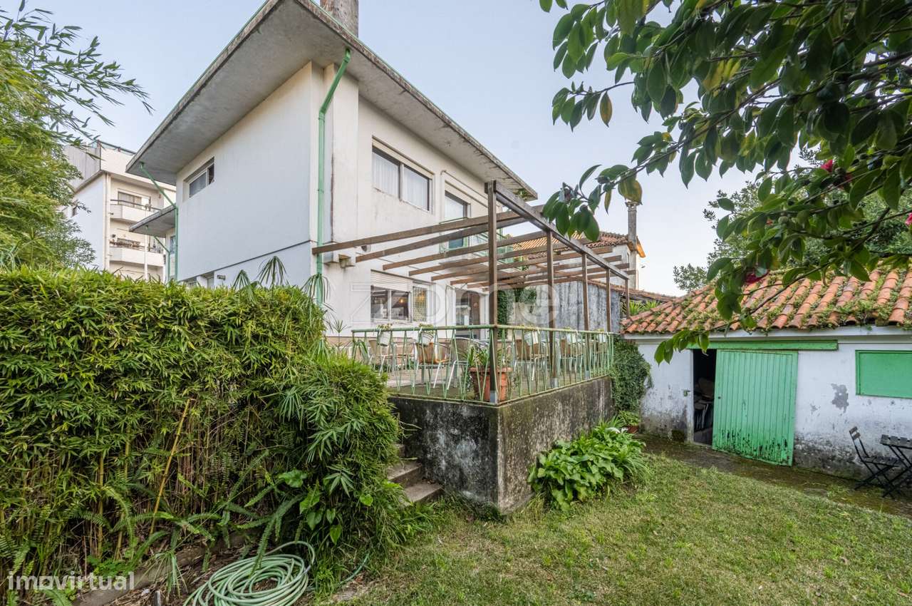 Trespasse de Restaurante Vegetariano com Jardim – Centro da Maia-25