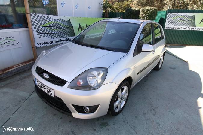 Ford Fiesta 1.4 TDCi Connection - 3