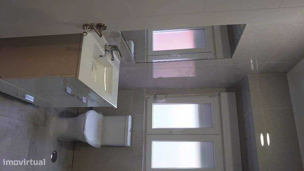 T2 Rua dos Cervantes Lisboa Remodelado-17