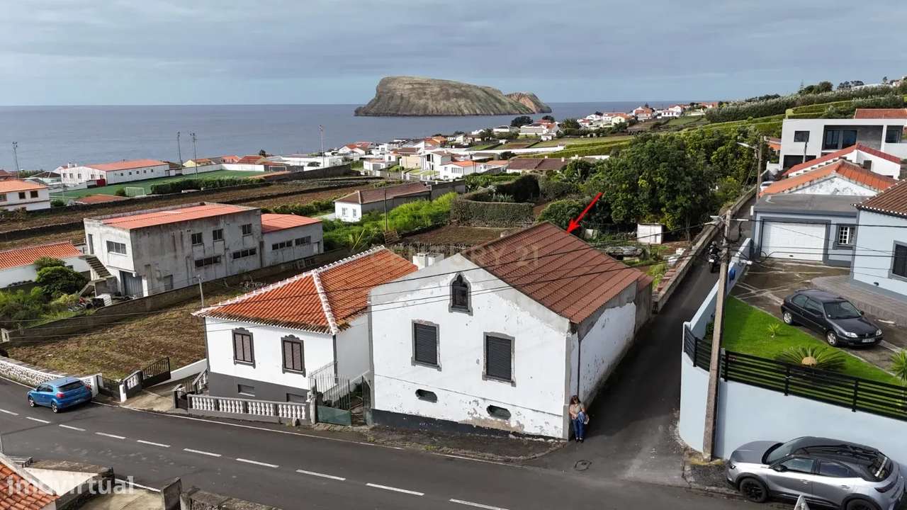 Moradia T2 em fase renovação em Porto Judeu, Ilha Terceira - Grande imagem: 3/10