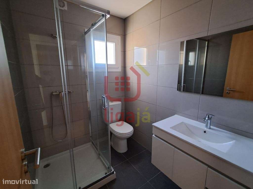 Moradia Térrea T3, Fátima!-13