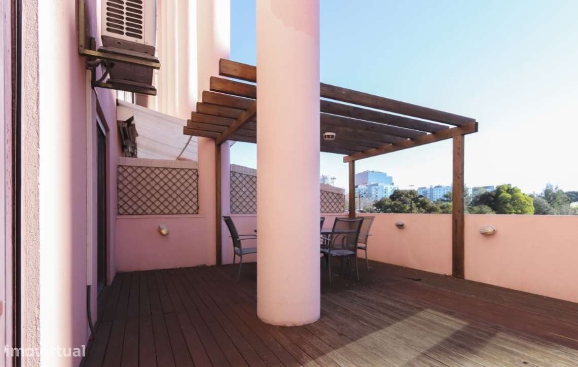 Apartamento T2 em São Domingos de Benfica - Grande imagem: 5/17