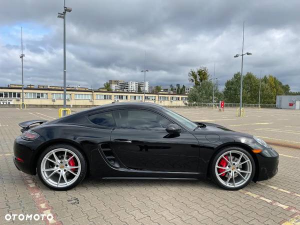 Porsche 718 Cayman - 28