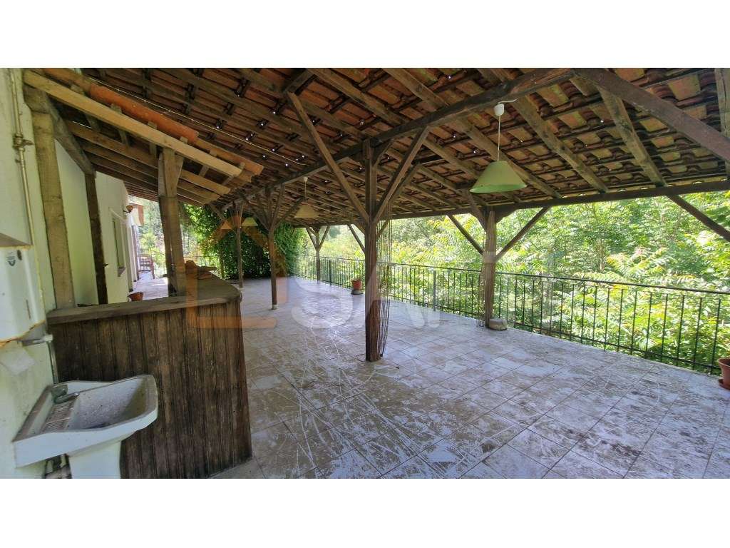 RESTAURANTE COM VISTA PARA A RIBEIRA. - Grande imagem: 4/20