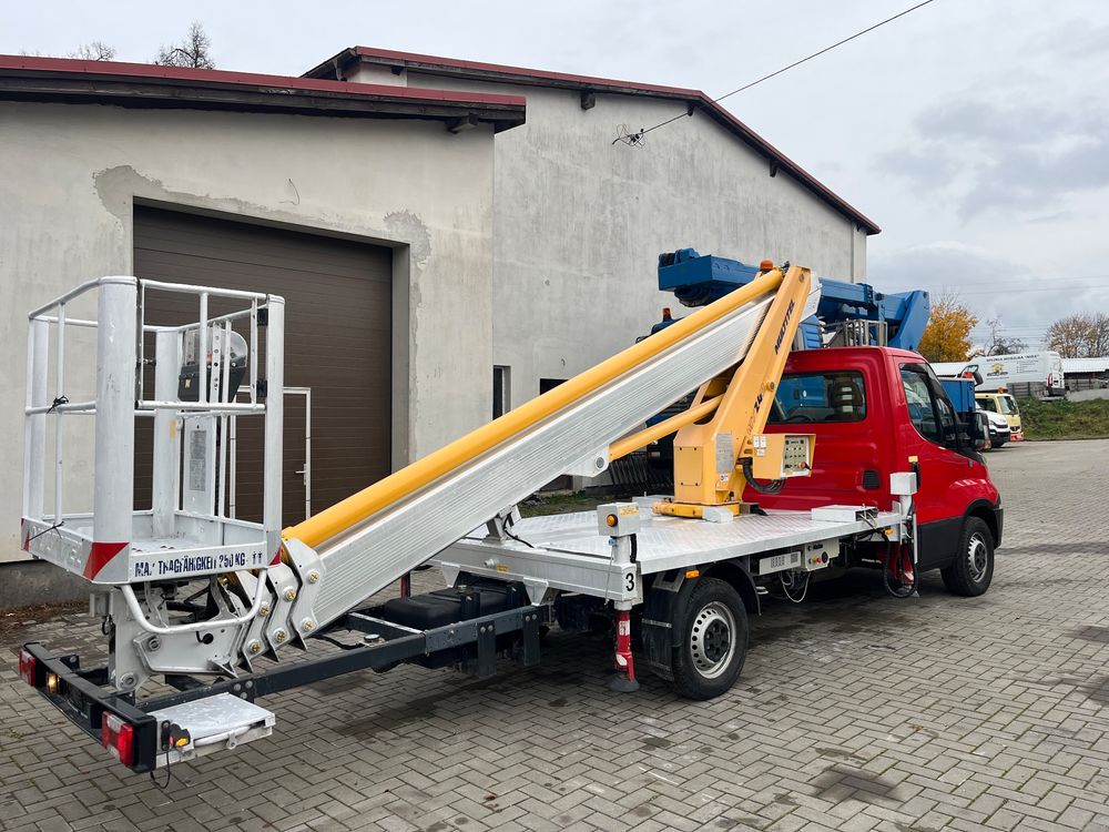 Podnośnik Koszowy Zwyżka 24 Metry Mega Stan tylko 2200 MTH UDT - zdjęcie 3