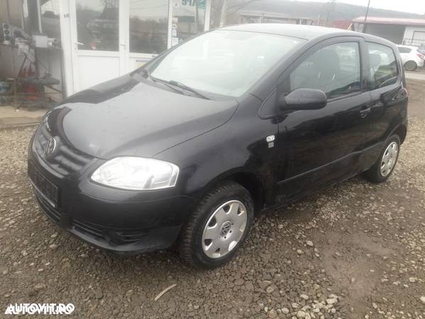 Piese/Dezmembrez VW Fox 1.2i-6v Tip BMD 40kw E4 An 2008 NegruCod LO41 - 5