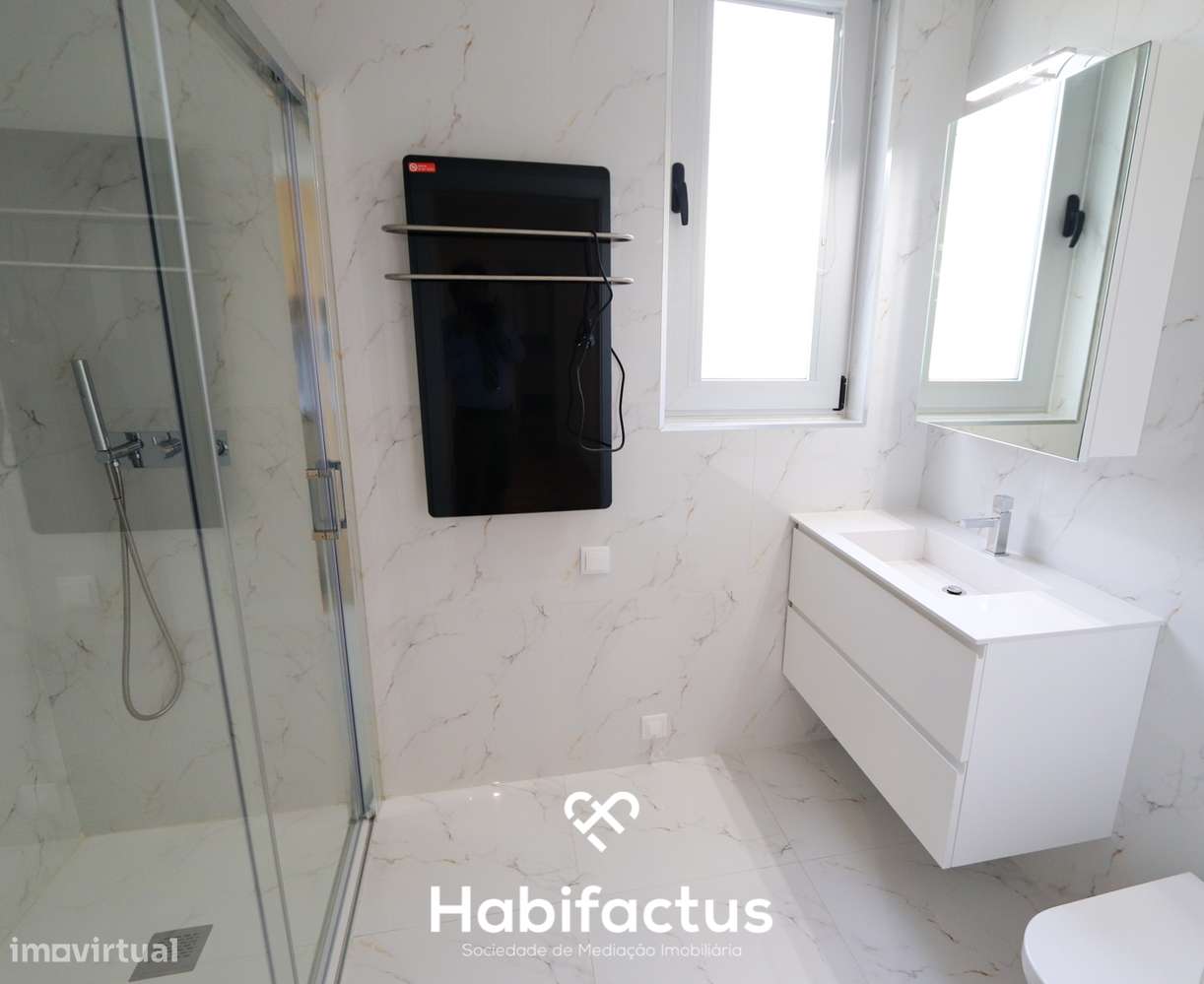 Apartamento T3+2 com Varandas e Terraço em Viseu-16