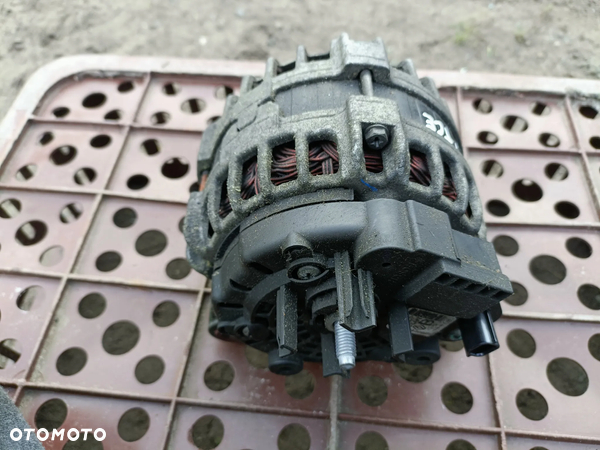 Renault NISSAN alternator OE 231004BE0B - 2