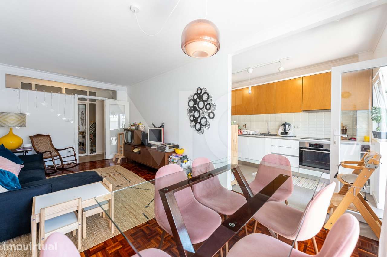 T2+1 com Varandas, Lugar de garagem, Totalmente Remodelado - Paranhos-14